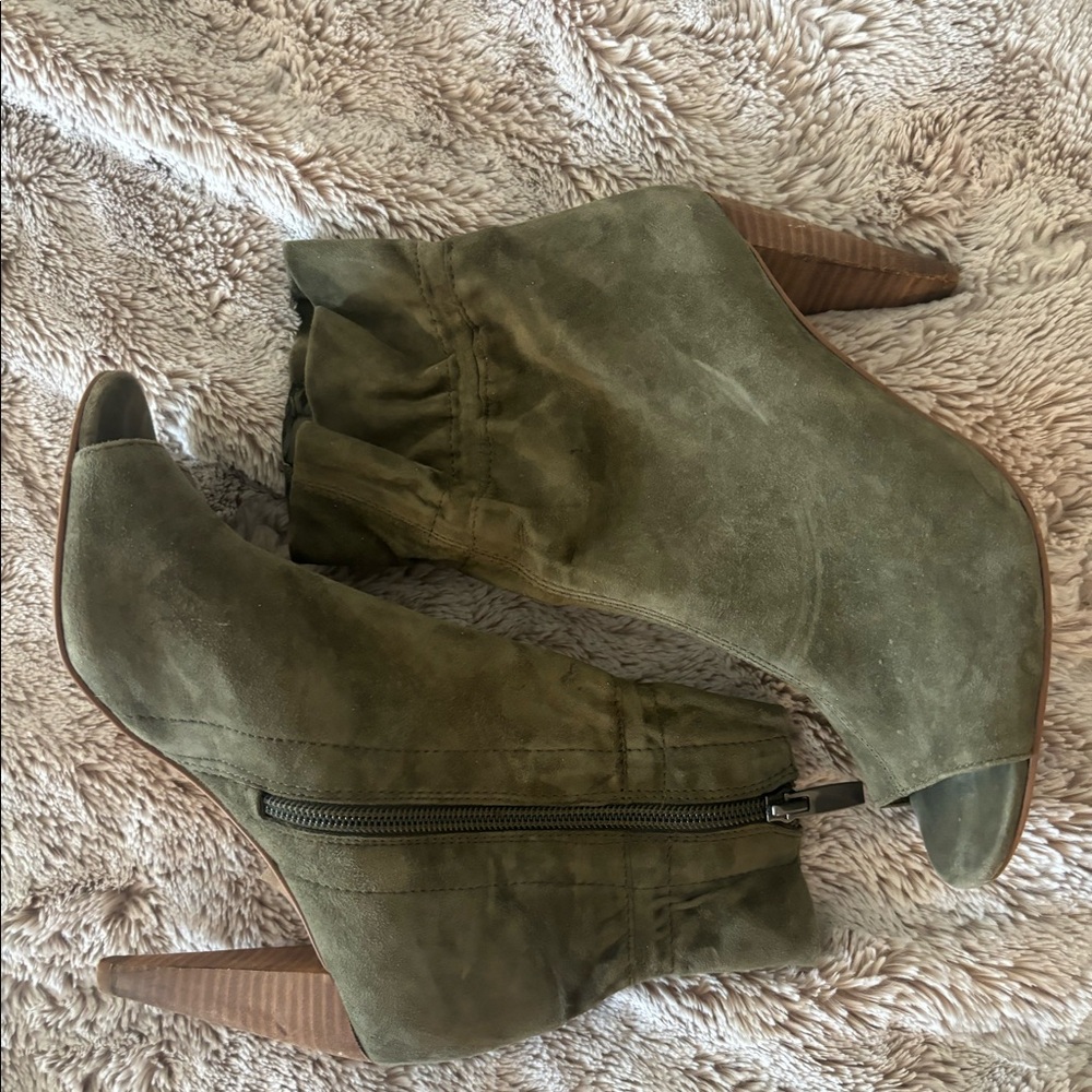 Vince Camuto Heels